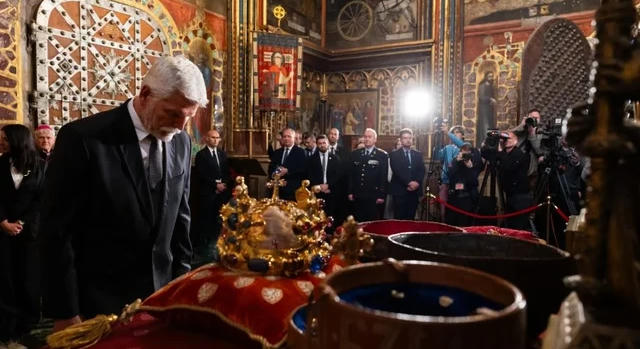 Újra kiállítják a cseh koronázási ékszereket a prágai Hradzsinban