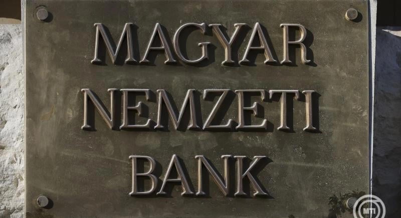 A kamatokon nem módosított, közvetve mégis szigorított az MNB
