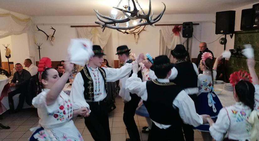 Jól sikerült a Hársfa ovi jótékonysági bálja