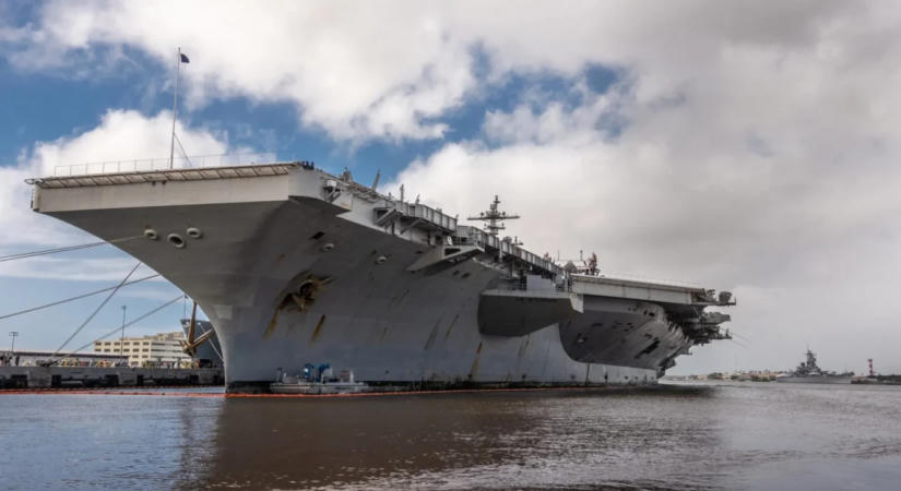 Rekordidő után Thaiföldön kötött ki az USS Abraham Lincoln repülőgép-hordozó