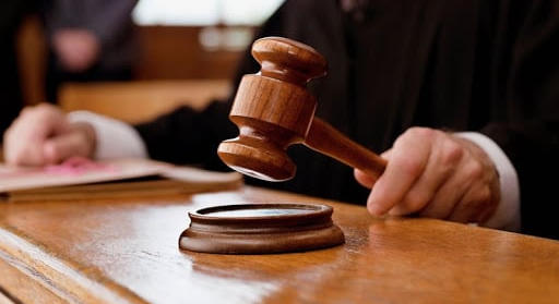 Rémálom az idősotthonban: ellopta a halott Gyuri bácsi összes pénzét a főnök