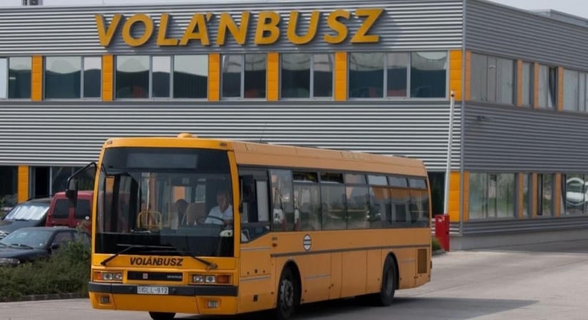 Újabb gyanúsított a Volánbuszt érintő korrupciós ügyben, már öt embert hallgattak ki