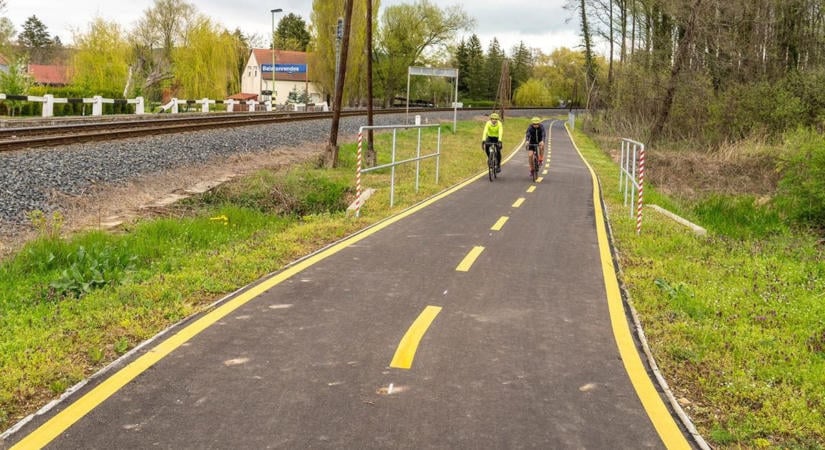 Nagy változás jön a Balatonnál, a Fejérből érkező kerékpárosokat is érinti