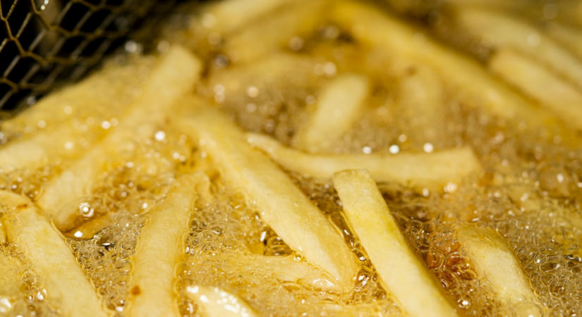 A tökéletes házi sült krumpli titka: még a sütés előtt be kell tartani egy szabályt