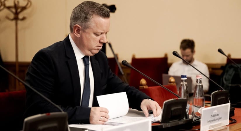 Megsemmisítették a Sóskúton működő dél-koreai akkuipari gyár környezethasználati engedélyét