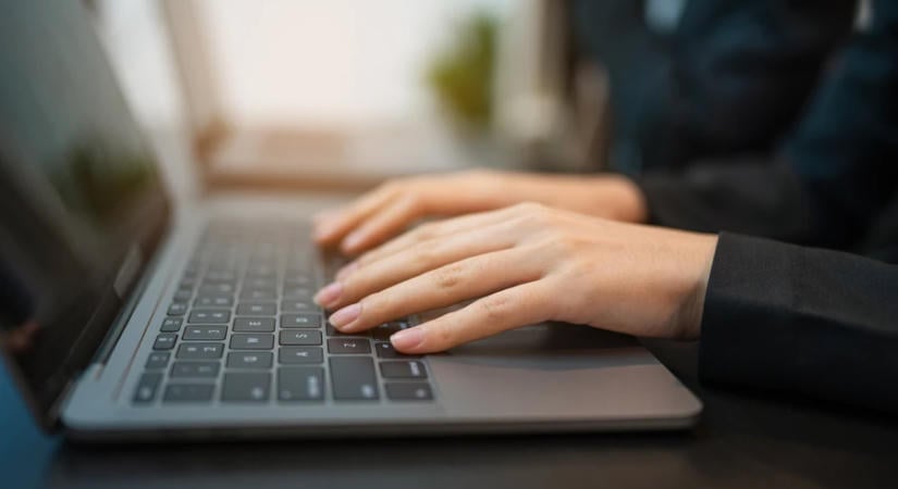 Tanács Zoltán: informatikai kockázat miatt leállt több kormányzati oldal