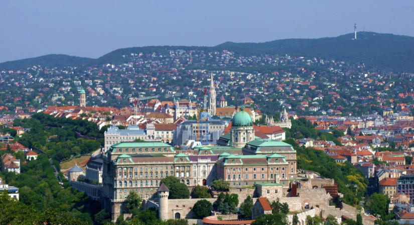 105 éves melegrekordot állított be Budapest