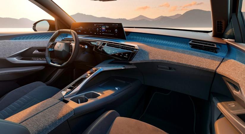 Az új Peugeot 3008/5008 nagypanelos i-Cockpit műszerfalat kap
