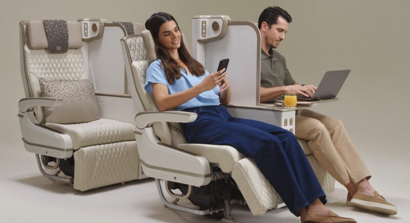 Teljesen elektromos, és a magánszférát is védi az Emirates új ülése