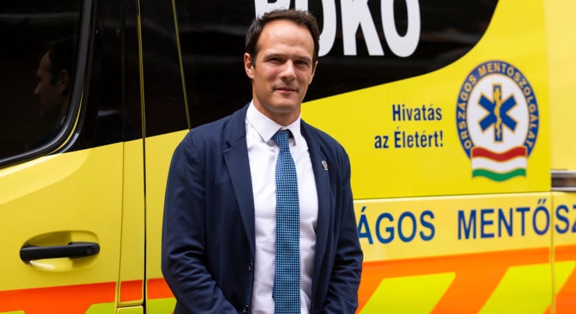 Bocsánatot kért az OMSZ, miután a temetés napján posztoltak egy elhunyt férfi megmentéséről