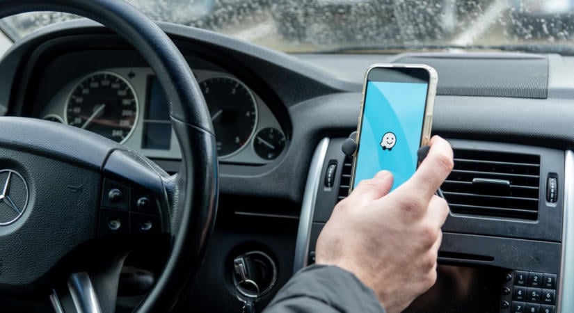 „Még mindig ott vannak?” – Innen tudja a Google Térkép és a Waze, hogy hol van a rendőrség
