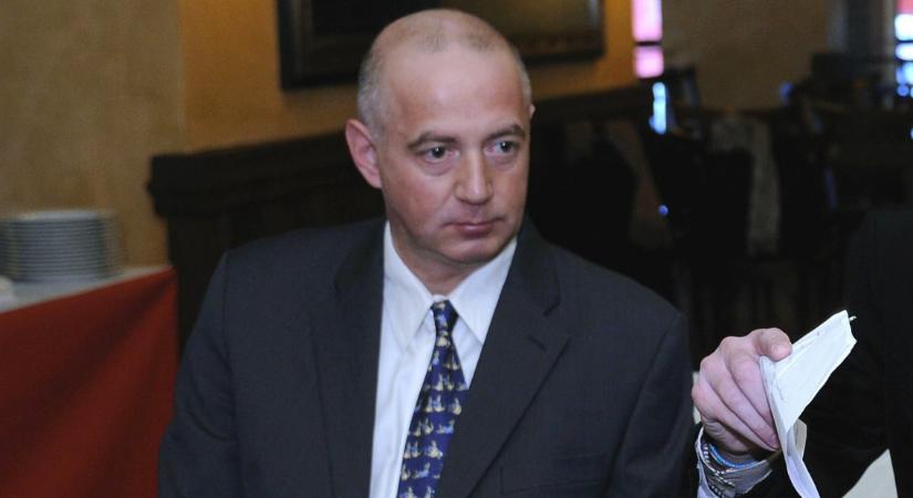 Ballai Attila: még jól is elsülhet a Szöllősi György elleni bizalmatlansági indítvány elbukásával előállt helyzet