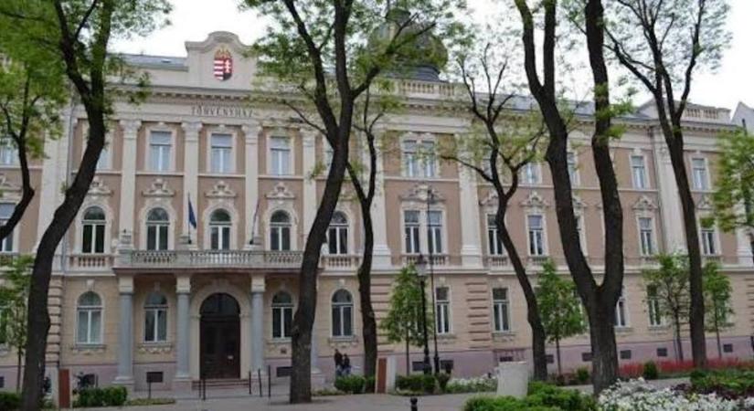 NKA-ügy: négy tisztviselő letartóztatásban marad, kettő bűnügyi felügyelet alá kerül