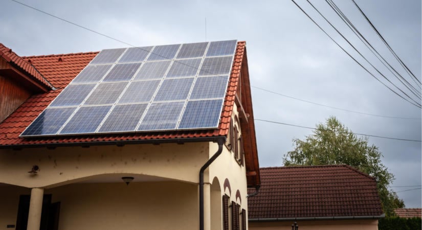 Itt a bejelentés, változnak az energetikai támogatás feltételei: rengeteg magyar család lesz jogosult ingyenpénzre