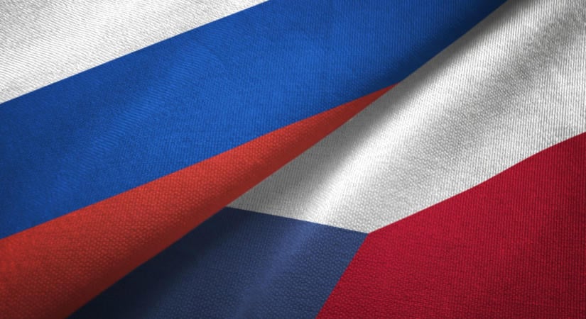 Prága és Moszkva közeledését üdvözli az orosz nagykövet, a cseh kormány mást mond