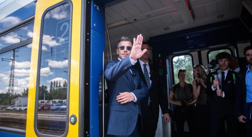 Magyar Pétert már a Terrorelhárítási Központ védi