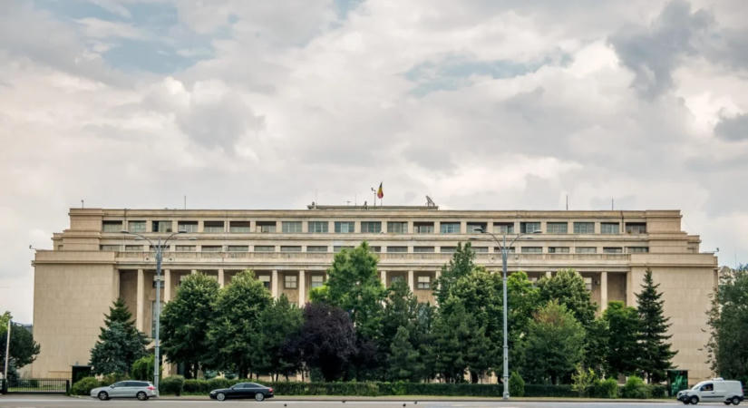 Lemondott a korrupciós eljárás alá vont bukaresti főtitkárhelyettes