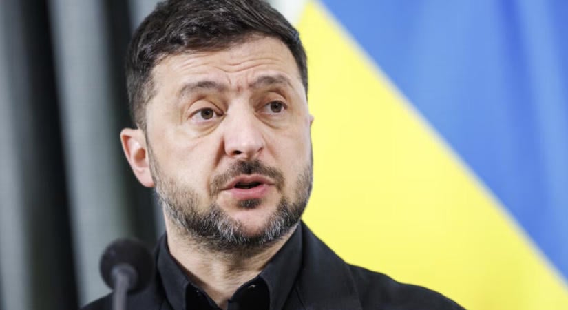 Zelenszkij cáfolta, hogy Ukrajna állna a Fekete-tengeri hajók elleni támadás mögött
