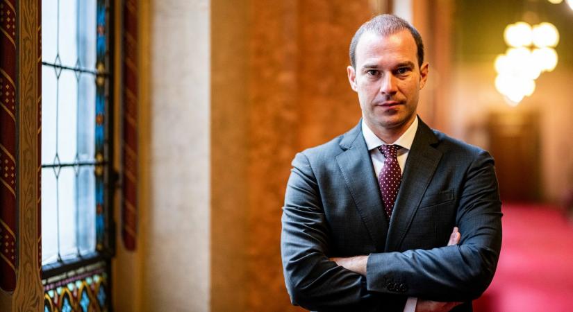 Hollik István: Gyurcsány eljárása minden, csak nem demokratikus