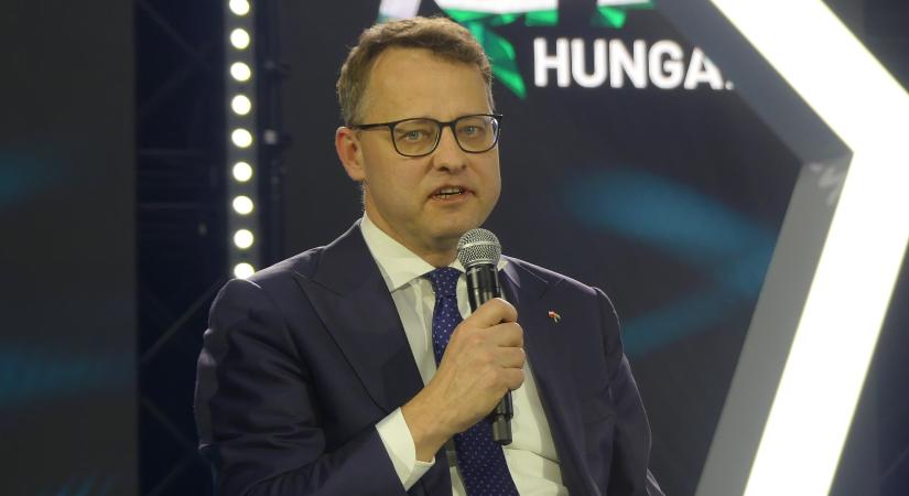 Magyarország megvonta a politikai menedékjogot a lengyel ellenzéki politikusoktól