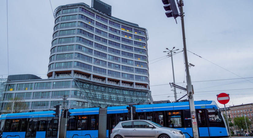 Kevés kilométer vagy fiatalabb évjárat melyik fontosabb?