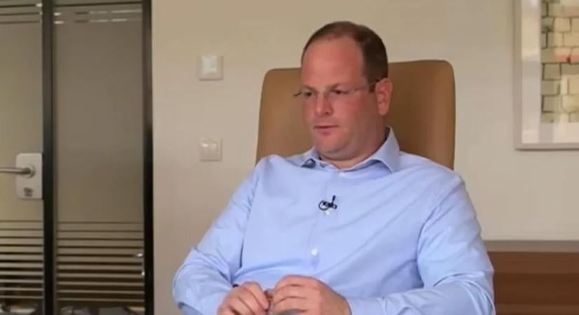 Jellinek Dánielt és Szivek Norbertet vesztegetéssel és más korrupciós bűncselekményekkel gyanúsítják
