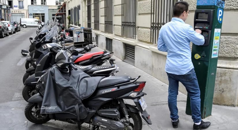 Több mint 20 millió forintot kért a parkoló öt percért