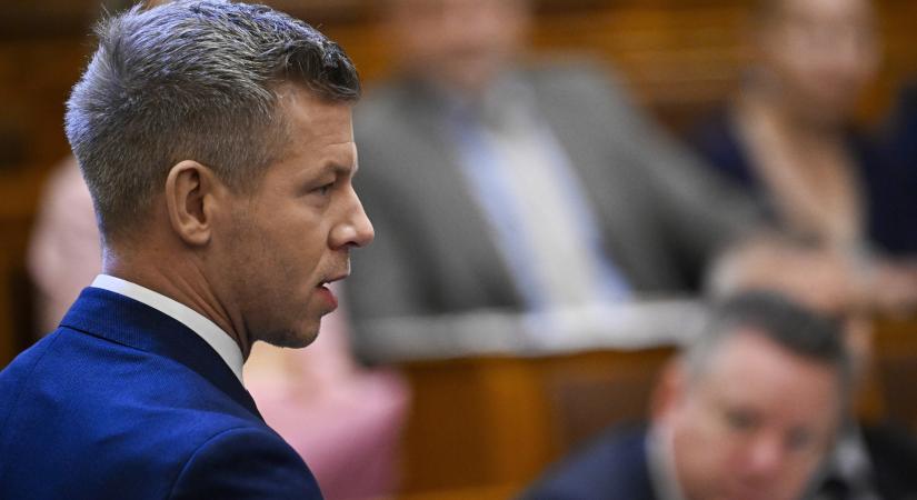 Magyar Péter: Sulyok Tamásnak öt napja maradt az aláírásra