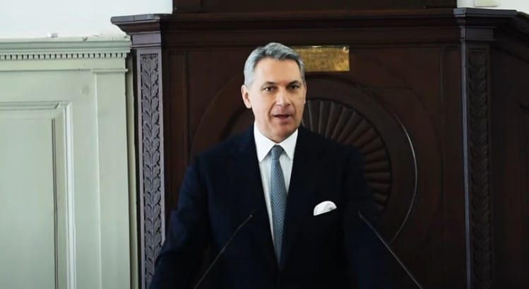 Hűtlen kezelés miatt nyomoz a rendőrség Lázár ügyében