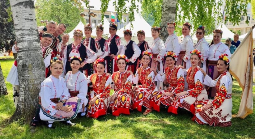 Hírmozaik – október 26.