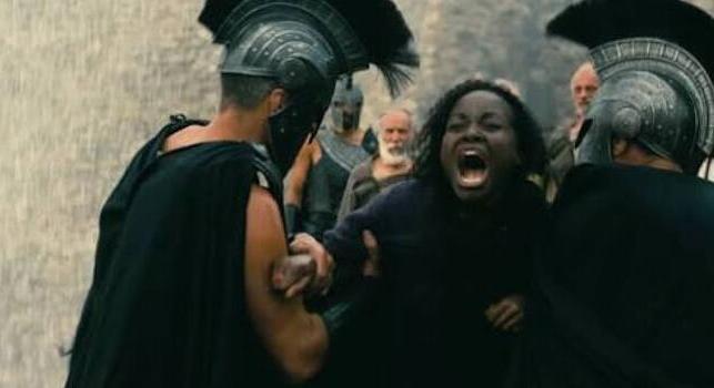 Jon Bernthal szerint Nolan tökéletesen választott: Lupita Nyong’o volt az ideális Heléna