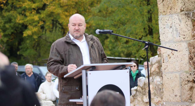 Huliak szerint össze kellene hívni a szlovák biztonsági tanácsot