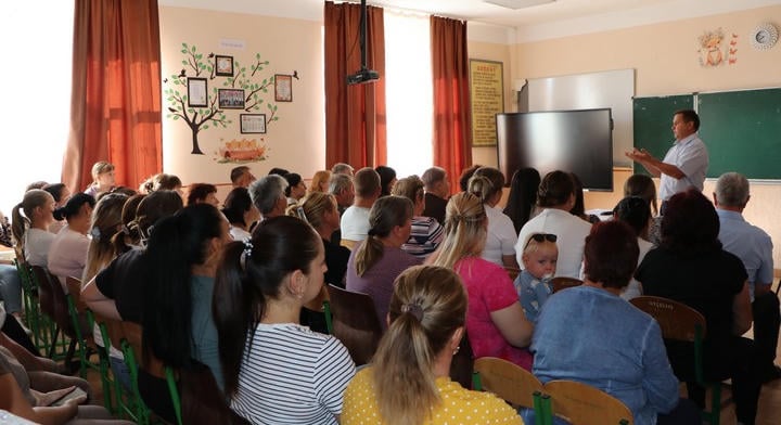 Lakossági fórumot tartottak a Fornosi Gimnázium jövőjéről