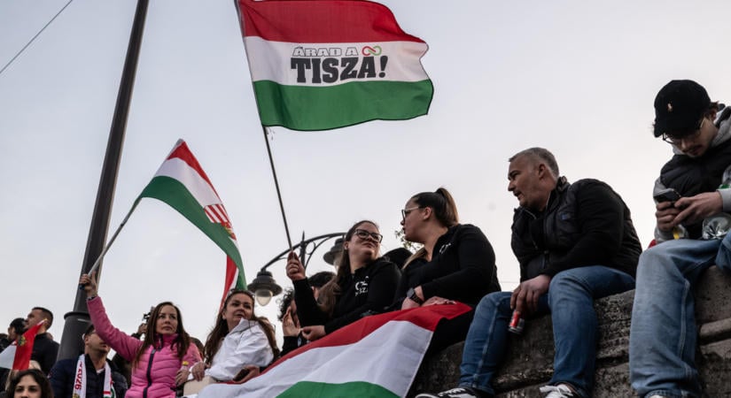Megmozdultak az erőviszonyok a Medián friss mérésében, Magyar Péter azonnal reagált