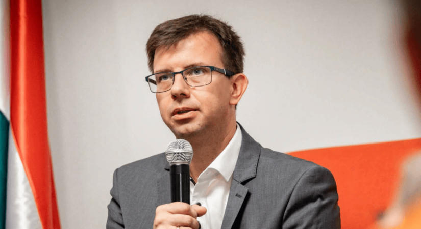 Bóka János feljelenti a két tiszás képviselőt