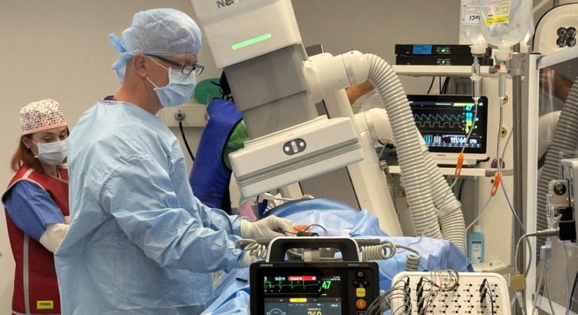 Robot segít a szívritmuszavarok kezelésében