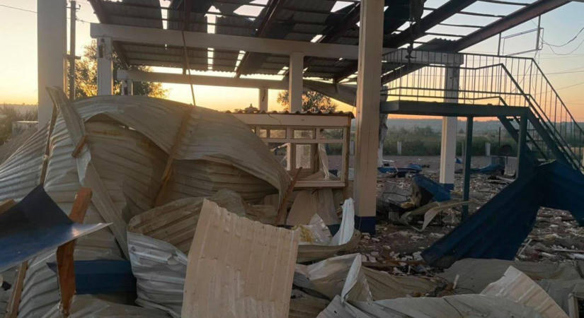 Az orosz dróntámadás lerombolt egy nemzetközi ellenőrzőpontot az odesszai régióban