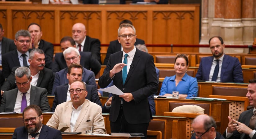Rétvári Bence: Lannert Judit férje több mint 57 millió forintot kapott egy kekva vagyonellenőreként