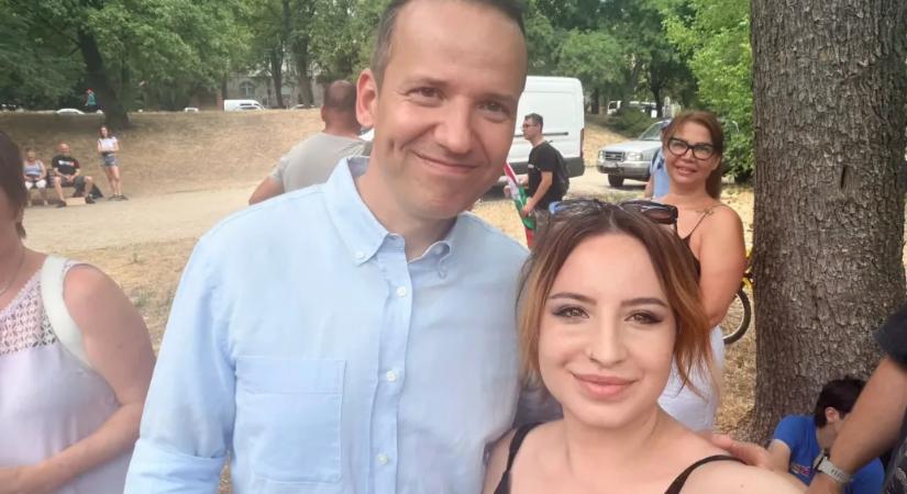 A fidelitasos Nyerges Csenge kiposztolta, hogy Toroczkai lesz a következő miniszterelnök, majd hosszan sorolta, miért megy rossz irányba a Fidesz megújulása