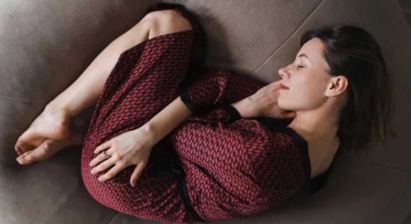 Akár hetekig tarthat a rosszullét: ezt kell tudni a krónikus fáradtság szindrómáról