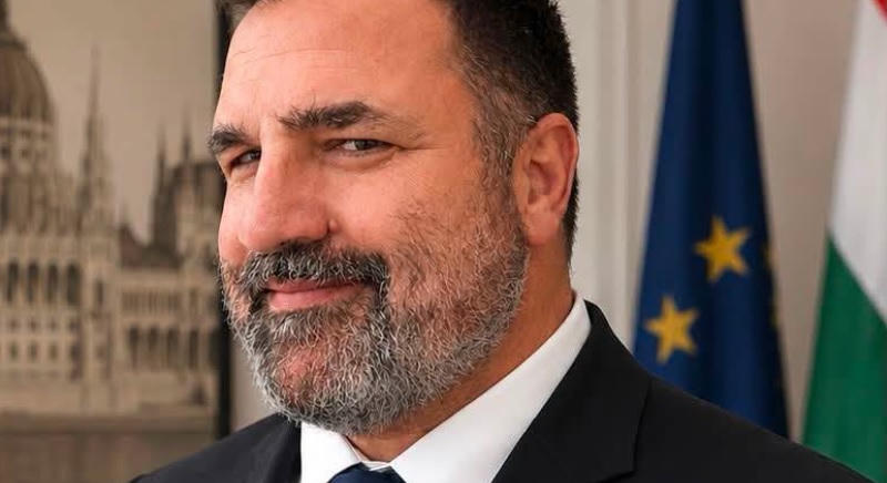 Eldőlt Tóth Zs. Ferenc sorsa, miután felajánlotta lemondását a Tündérkör Alapítvány éléről