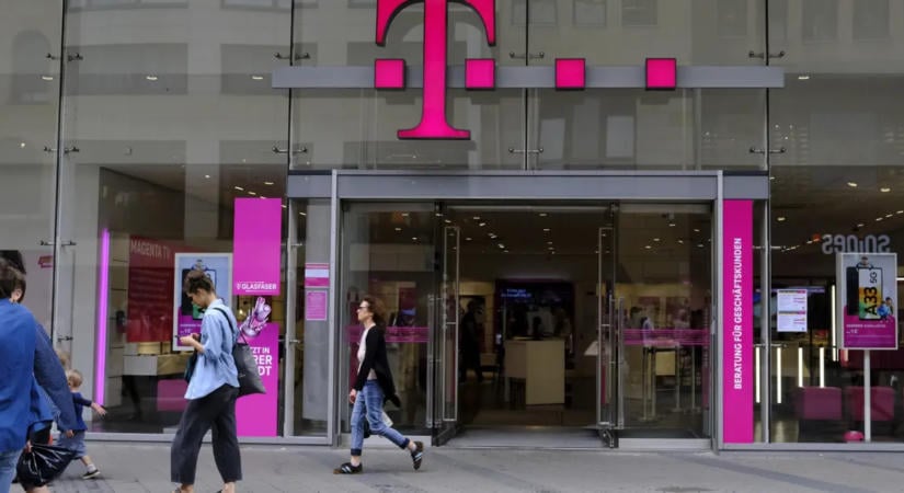 Változik a számlafizetés a Telekomnál, itt a novemberi átállás menete