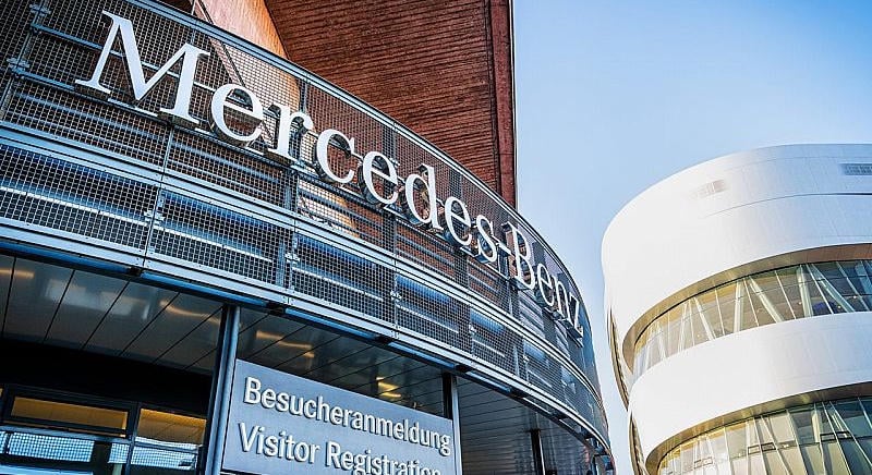 Megtalálta a Mercedes, miért csökken a nyeresége: túl sok a home office
