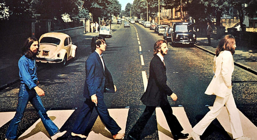 Beatles-film: újraforgatták az Abbey Road legendás borítóképét
