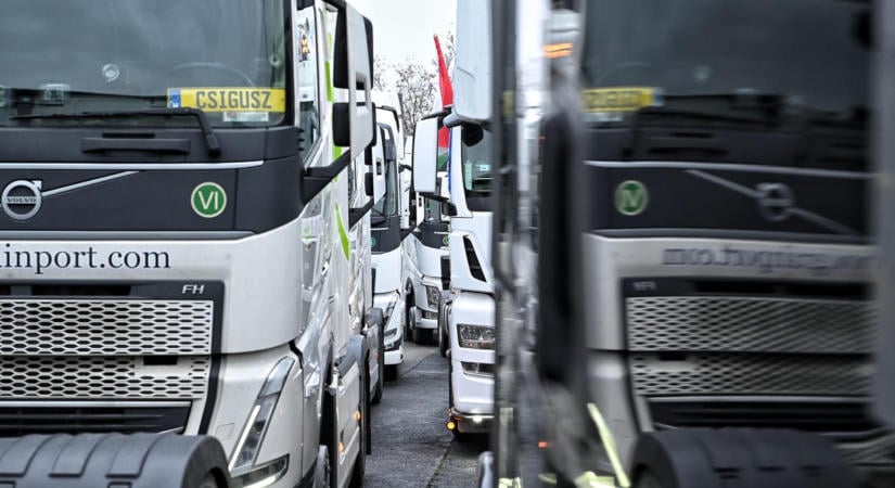 Megszavazta a parlament a fuvarozók jövedékiadó-könnyítését
