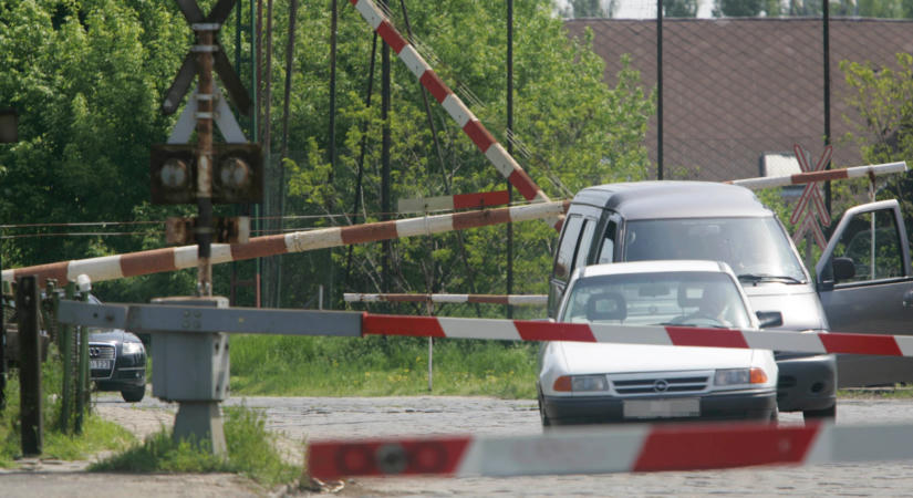 Gázolt a vonat Dunakeszinél