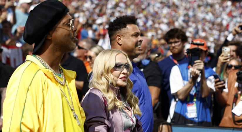 Madonna felkavarta a görög politikai közéletet