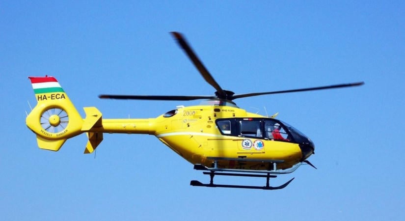 Mentőhelikoptert is riasztottak a 71-es főúti karambolhoz, egy gyermek is kórházba került
