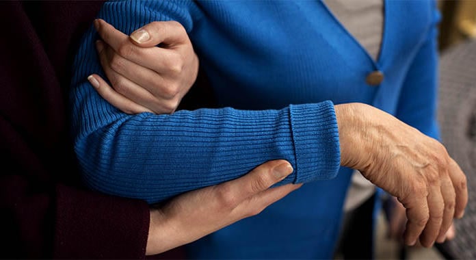 Hogyan támogassuk a reumatoid arthritisszel élő beteget?