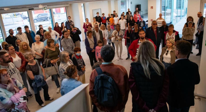 Több százan voltak kíváncsiak a megújult Vasvárira – vasárnap folytatódnak a bejárások